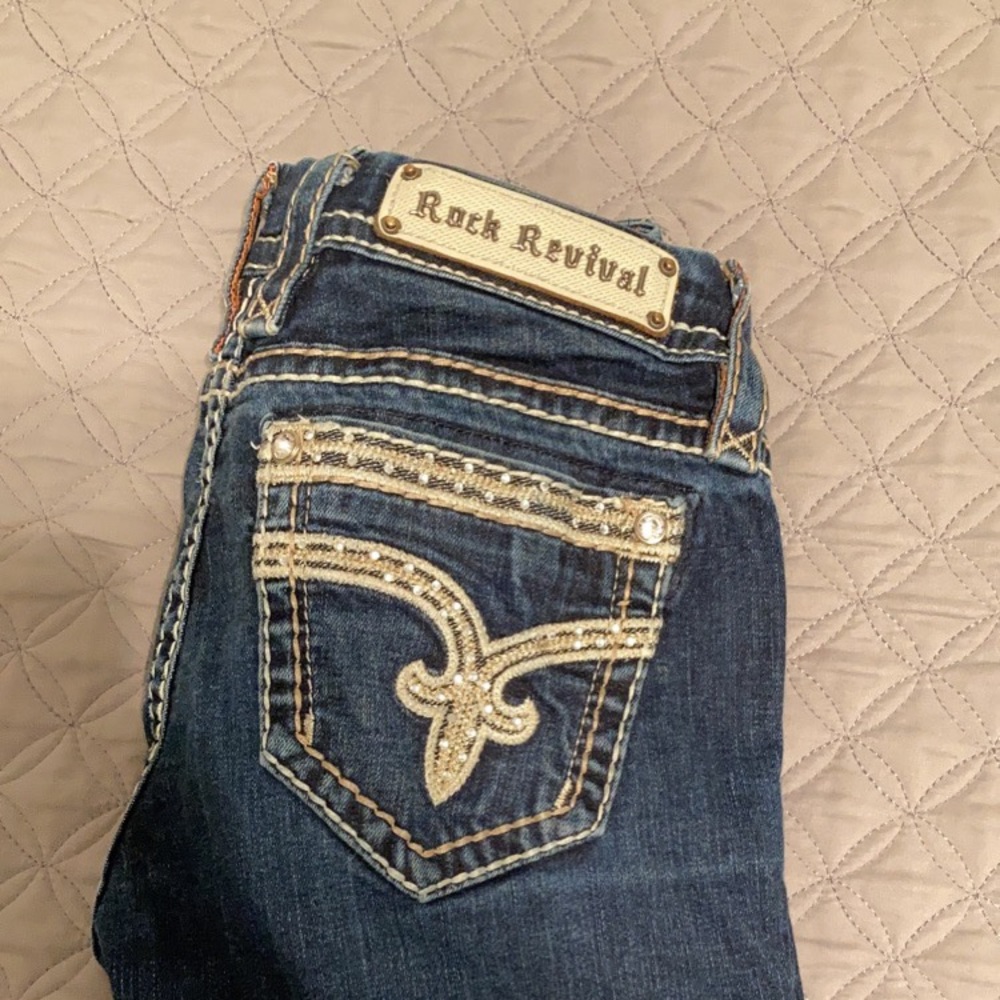 28x35 Rock Revival Straight Leg Jeans